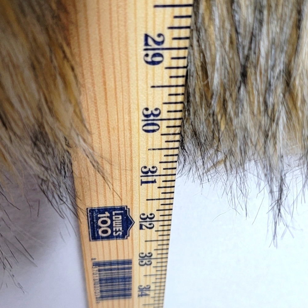 DEMOCRACY Brand Faux Fur Vest Size Large - Picture 8 of 8